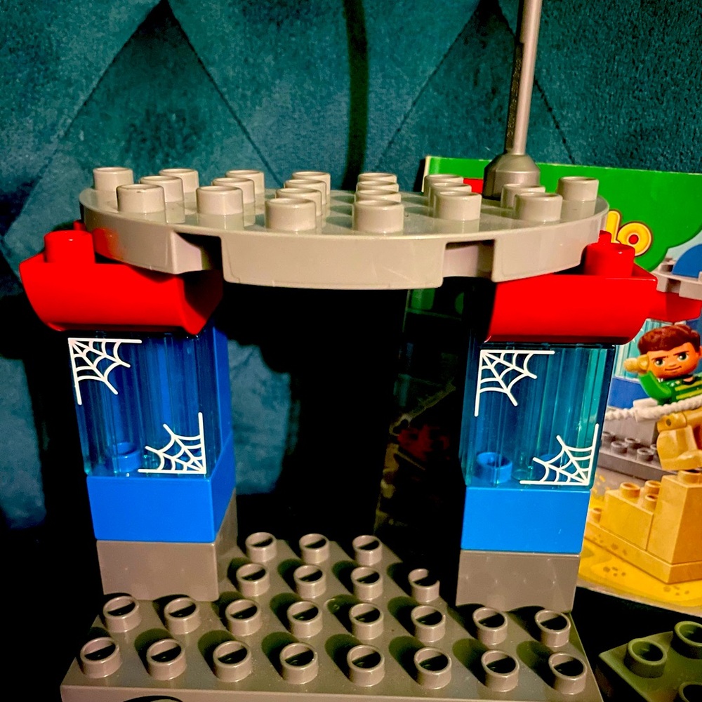 Duplo legos Spider-Man and Spider-Man motorcycle